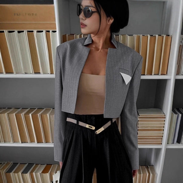 Blazer court à revers moderne pour femmes - Frida