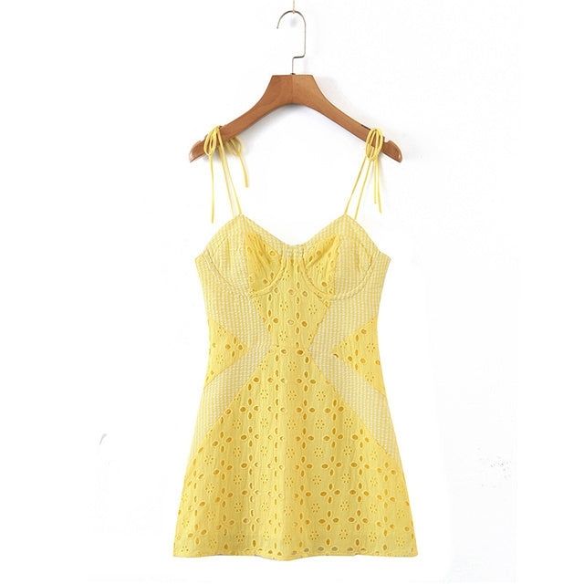 Liana - Robe jaune avec broderie