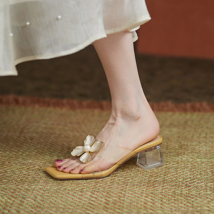 Sandales pour femmes avec fleur élégante de style perle dorée - Liora