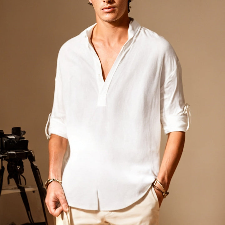Elégante chemise en lin pour homme avec col étroit