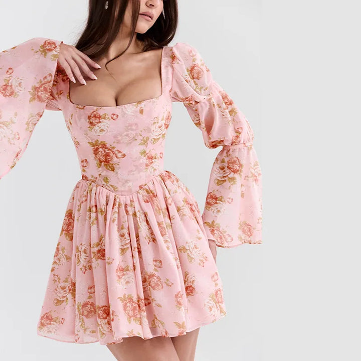 Danys - Mini robe rose à imprimé floral et style doux
