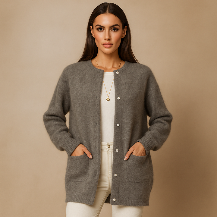 Cardigan long pour femme avec boutons minimalistes sur le devant - Clara