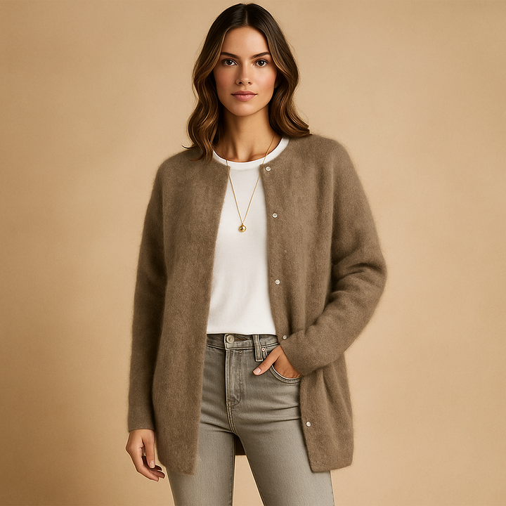 Cardigan long pour femme avec boutons minimalistes sur le devant - Clara