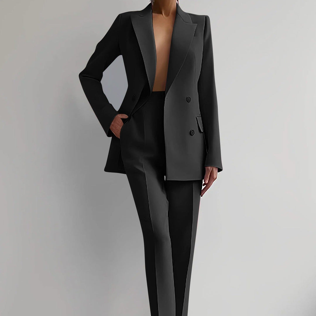 Tailleur sur mesure pour femmes, coupe élégante et ajustée - Adriana