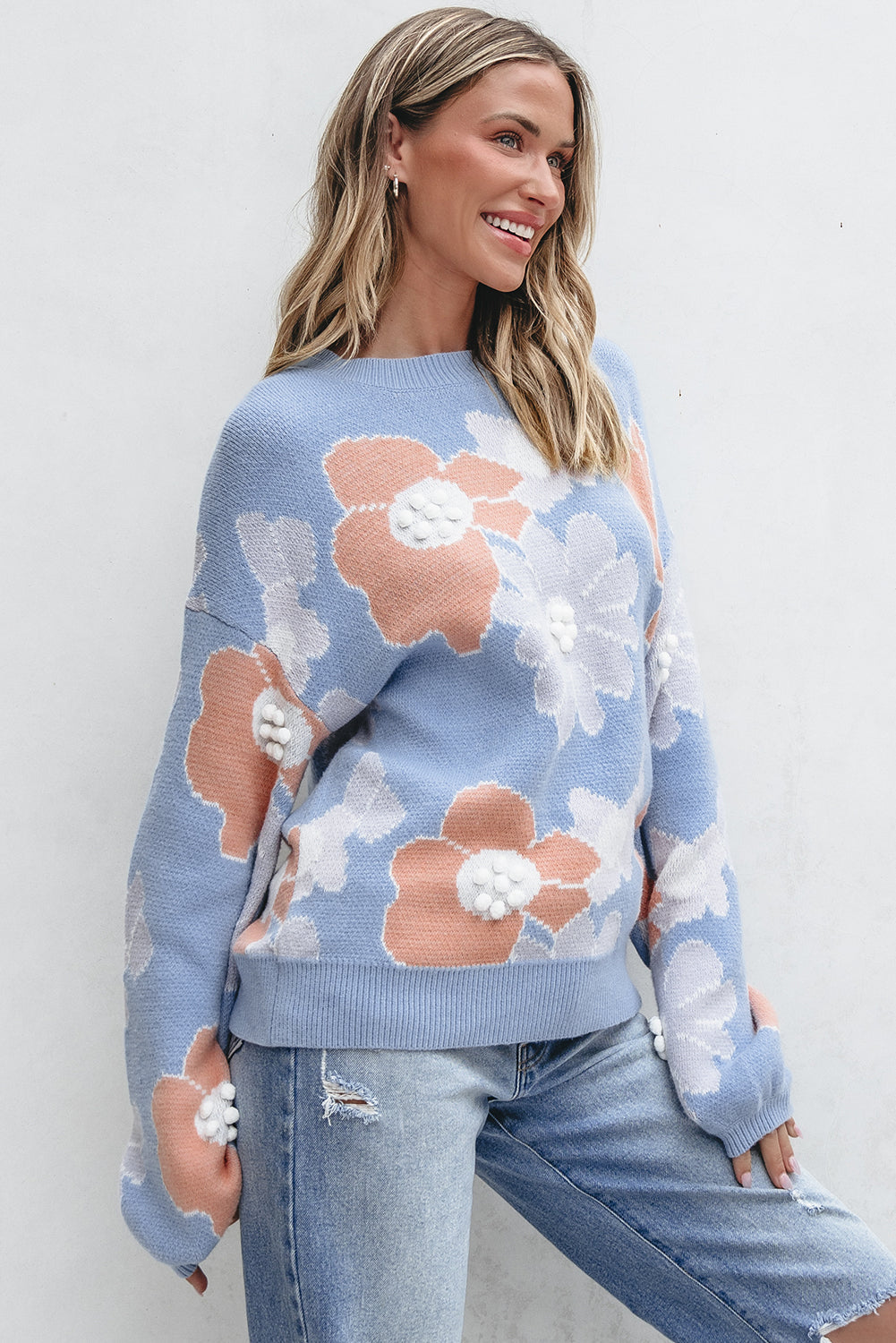 Blanche - Pull Tricoté à Col Rond Floral Bleu avec Épaules Tombantes