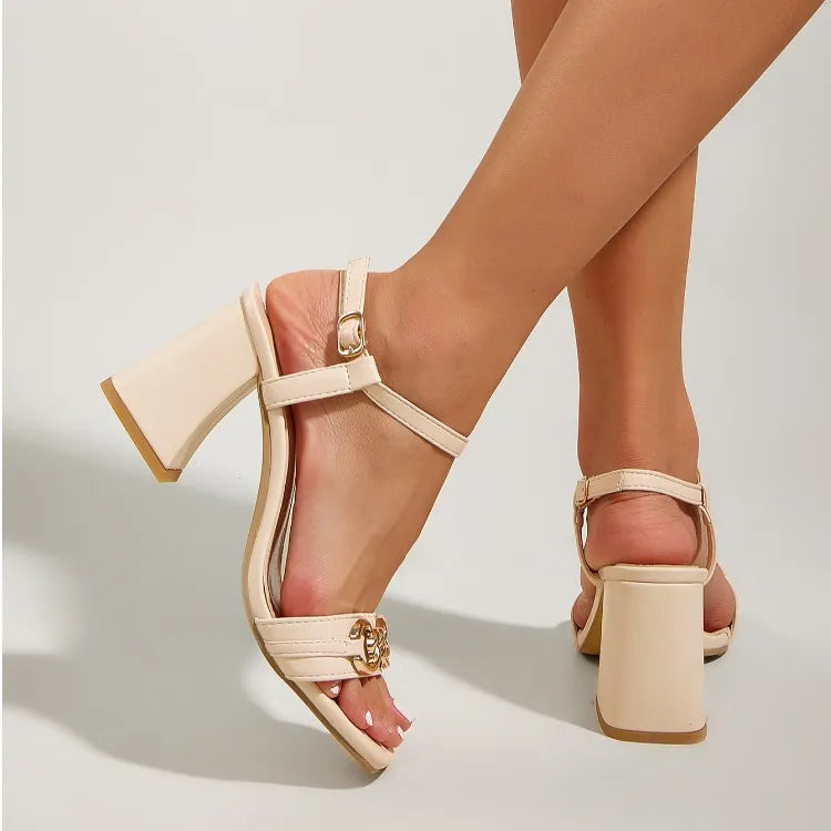 Sandales pour femmes à talon large et chaîne - Julieta