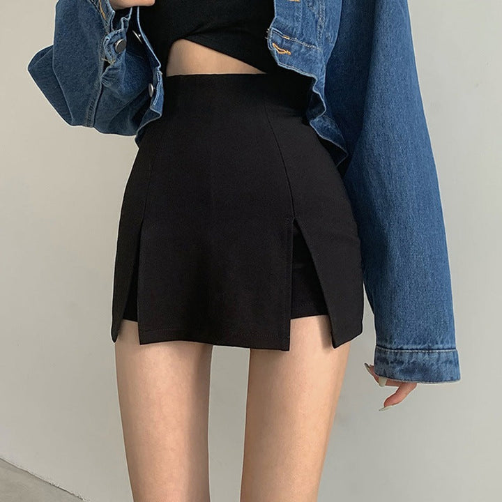Mini-jupe taille haute élégante et moderne, parfaite pour les looks sophistiqués et à la mode
