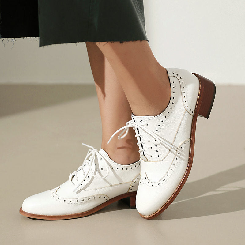 Chaussures habillées pour femmes au design classique - Eydruna