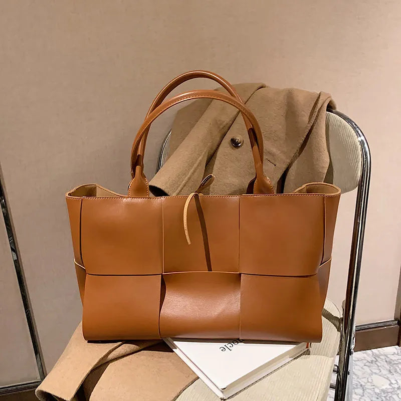Grand sac à bandoulière pour femmes - Noelia