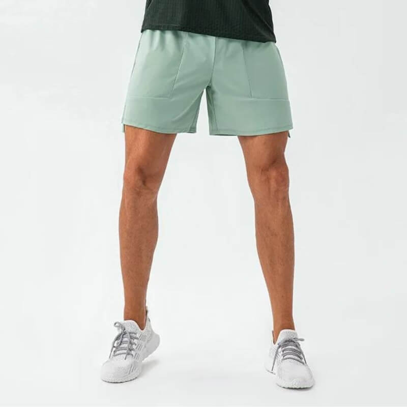 Short en nylon moderne pour hommes en différentes couleurs