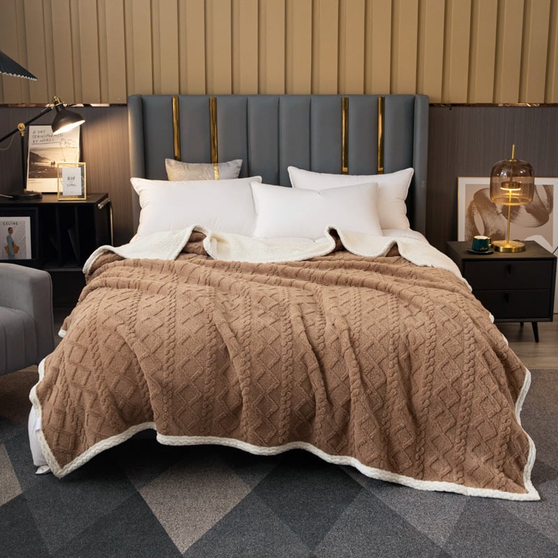 Couverture thermique double couche avec effet laine douce