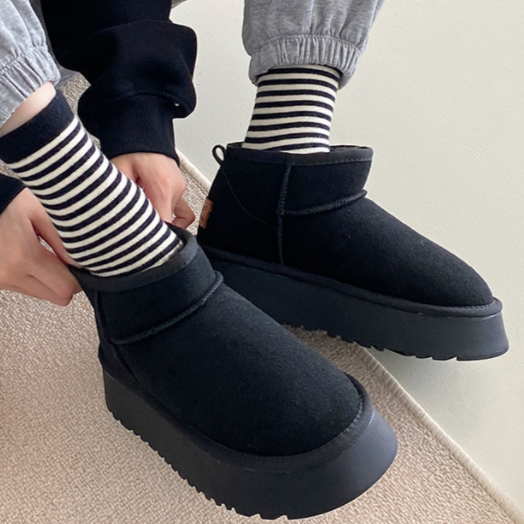 Bottines d'hiver pour femmes en daim avec semelle épaisse - Helena