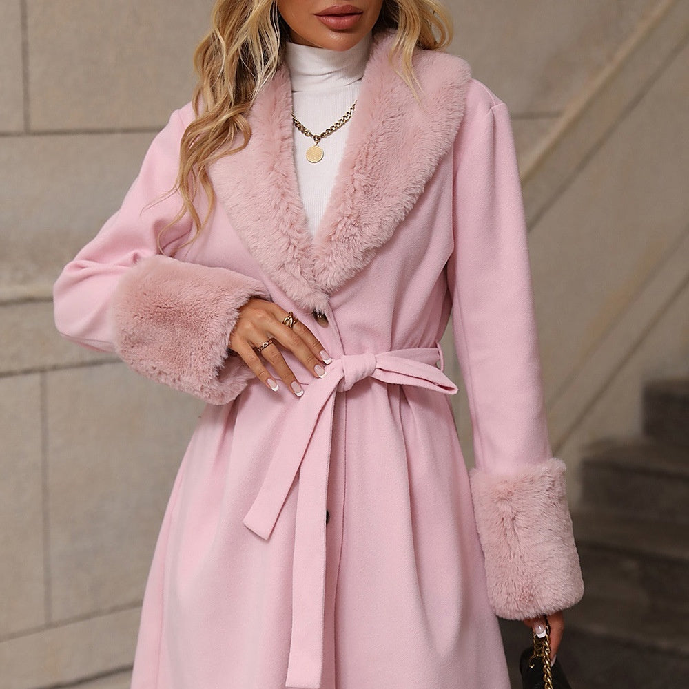 Manteau ceinturé avec détails en fourrure - Aveline