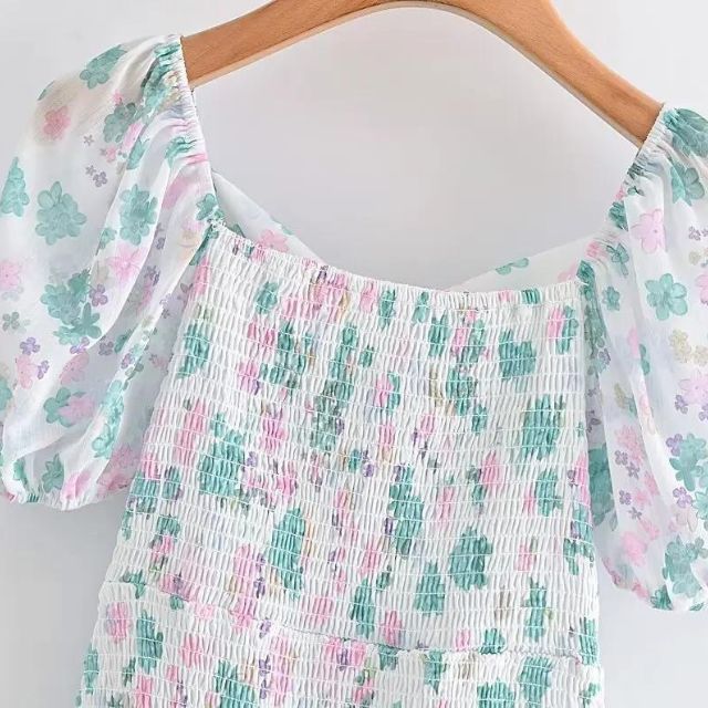 Fioby - Mini-robe florale à volants et manches bouffantes