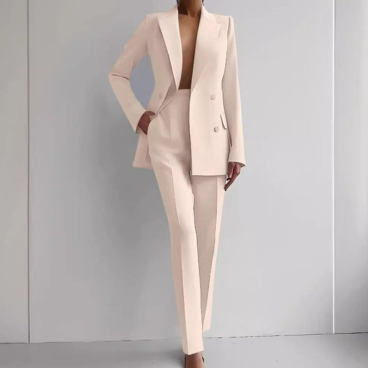 Tailleur sur mesure pour femmes, coupe élégante et ajustée - Adriana