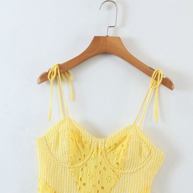 Liana - Robe jaune avec broderie