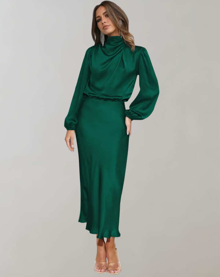 Robe féminine en satin à manches longues et col montant - Eleonora