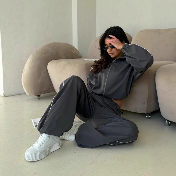 Ensemble sportif avec veste et pantalon large - Giada