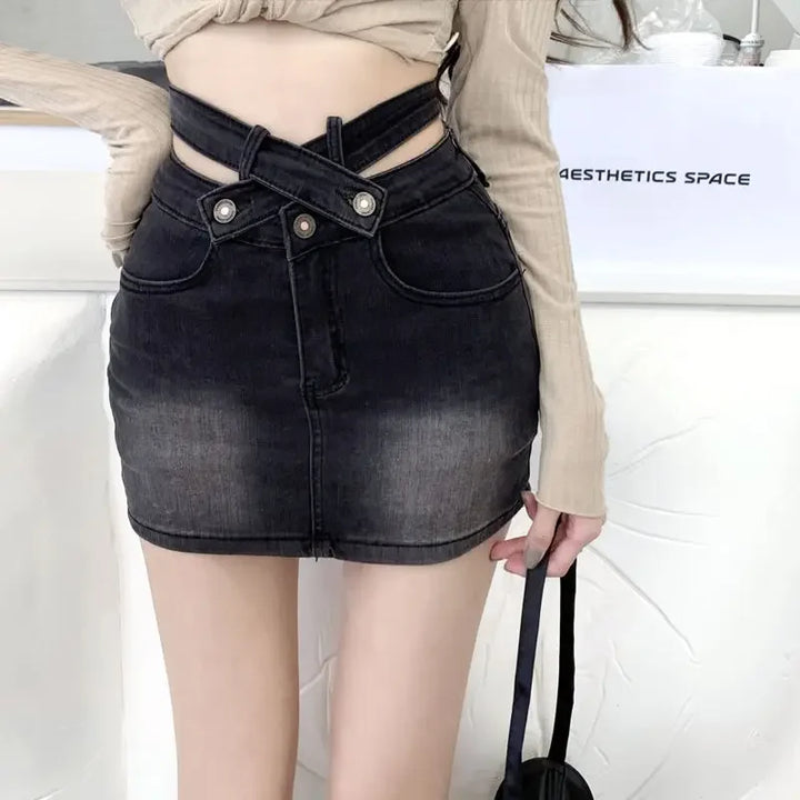 Nori - Jupe en denim moderne avec ceinture échancrée