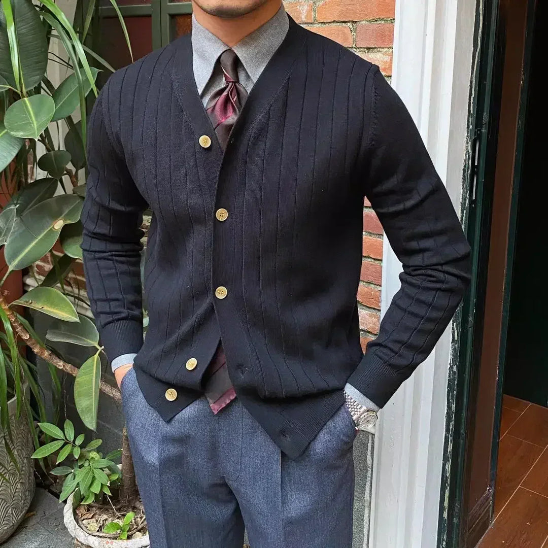 Elégant cardigan col V pour homme