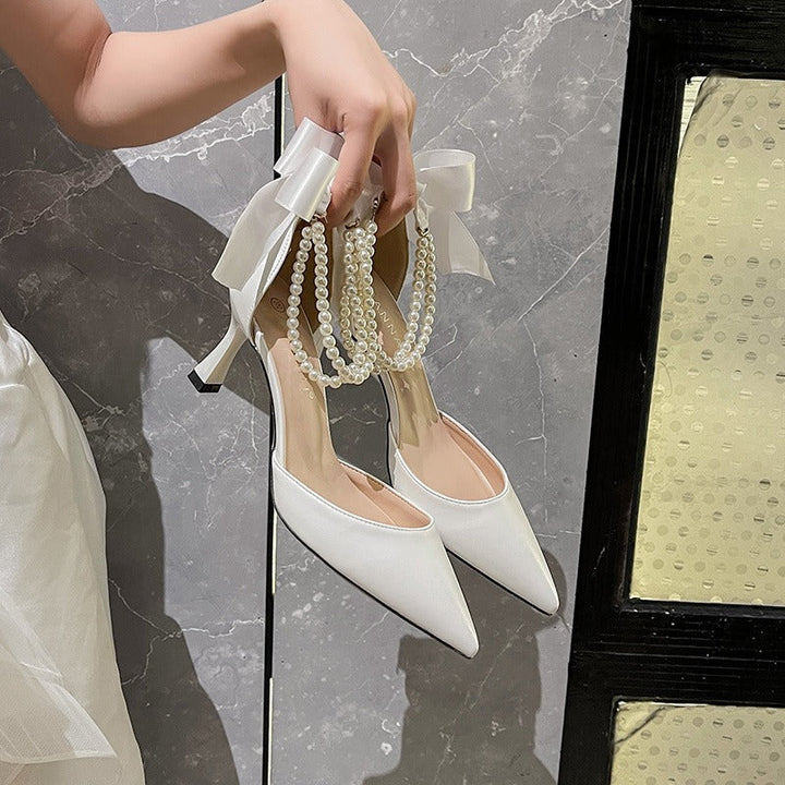 Talons hauts pour femmes avec détails perlés dans un style raffiné - Oriane