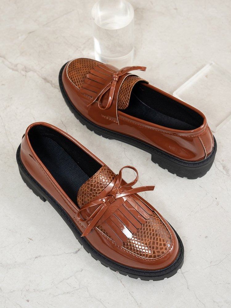 Mocassins pour femmes en cuir verni brillant avec nœud décoratif - Valeria