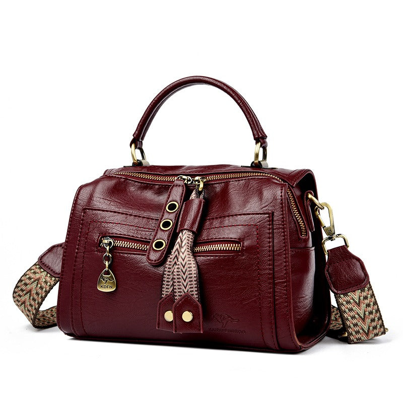 Sac à bandoulière en cuir synthétique avec détails métalliques - Juliette