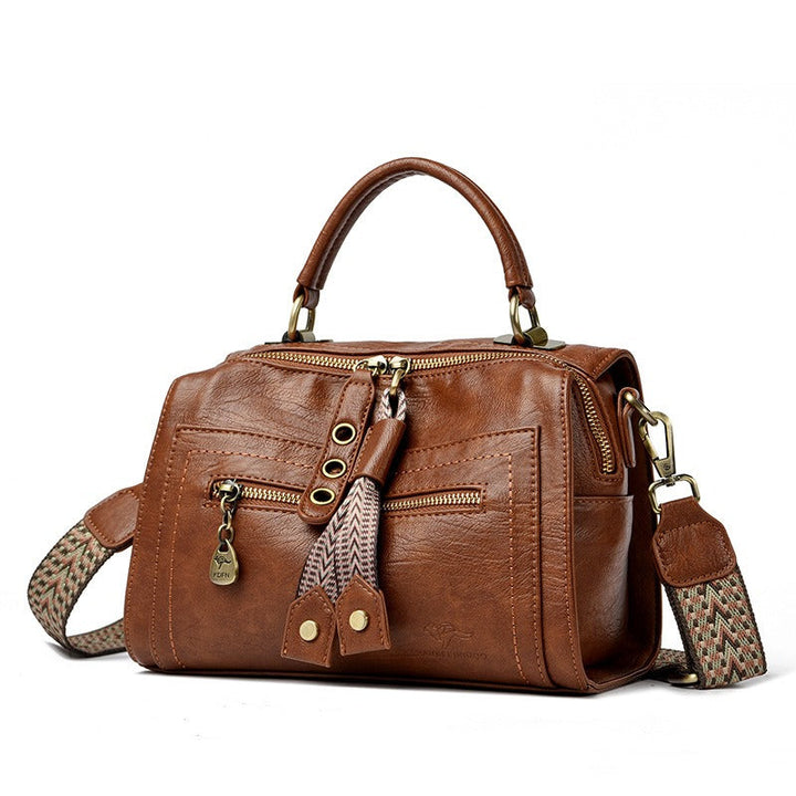 Sac à bandoulière en cuir synthétique avec détails métalliques - Juliette
