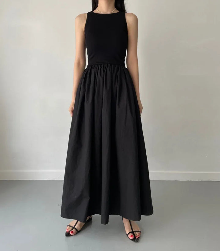Robe longue élégante sans manches noire - Marie