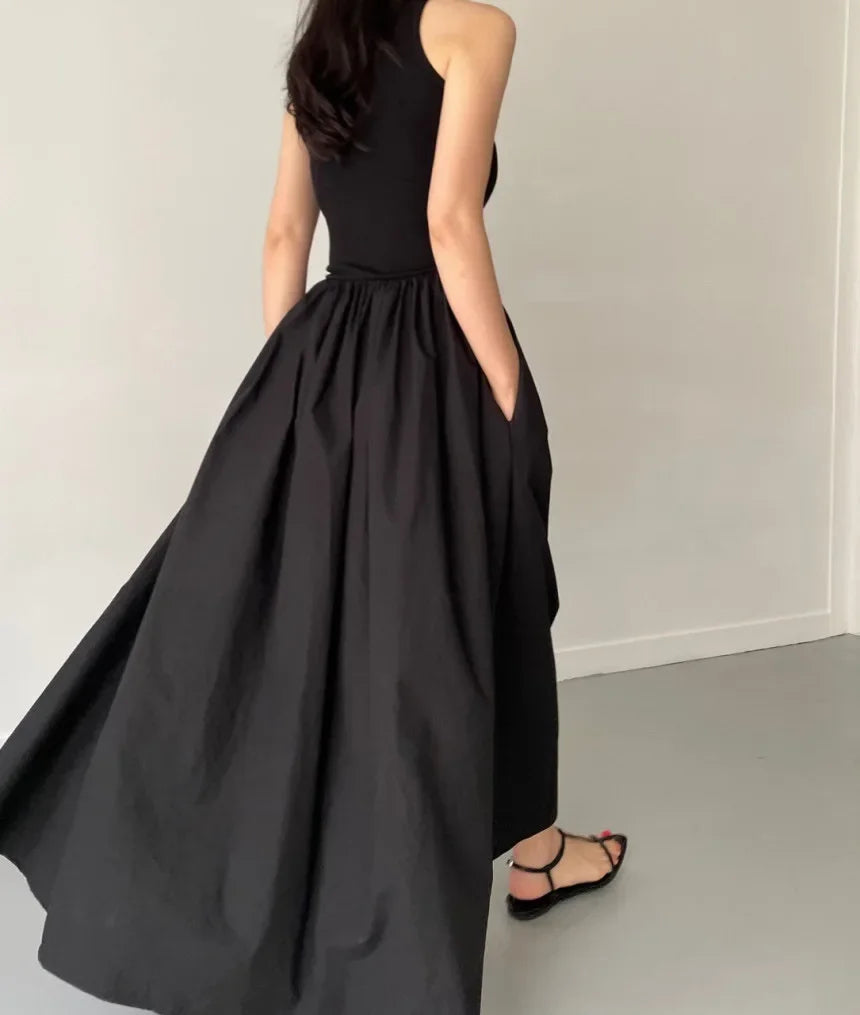 Robe longue élégante sans manches noire - Marie