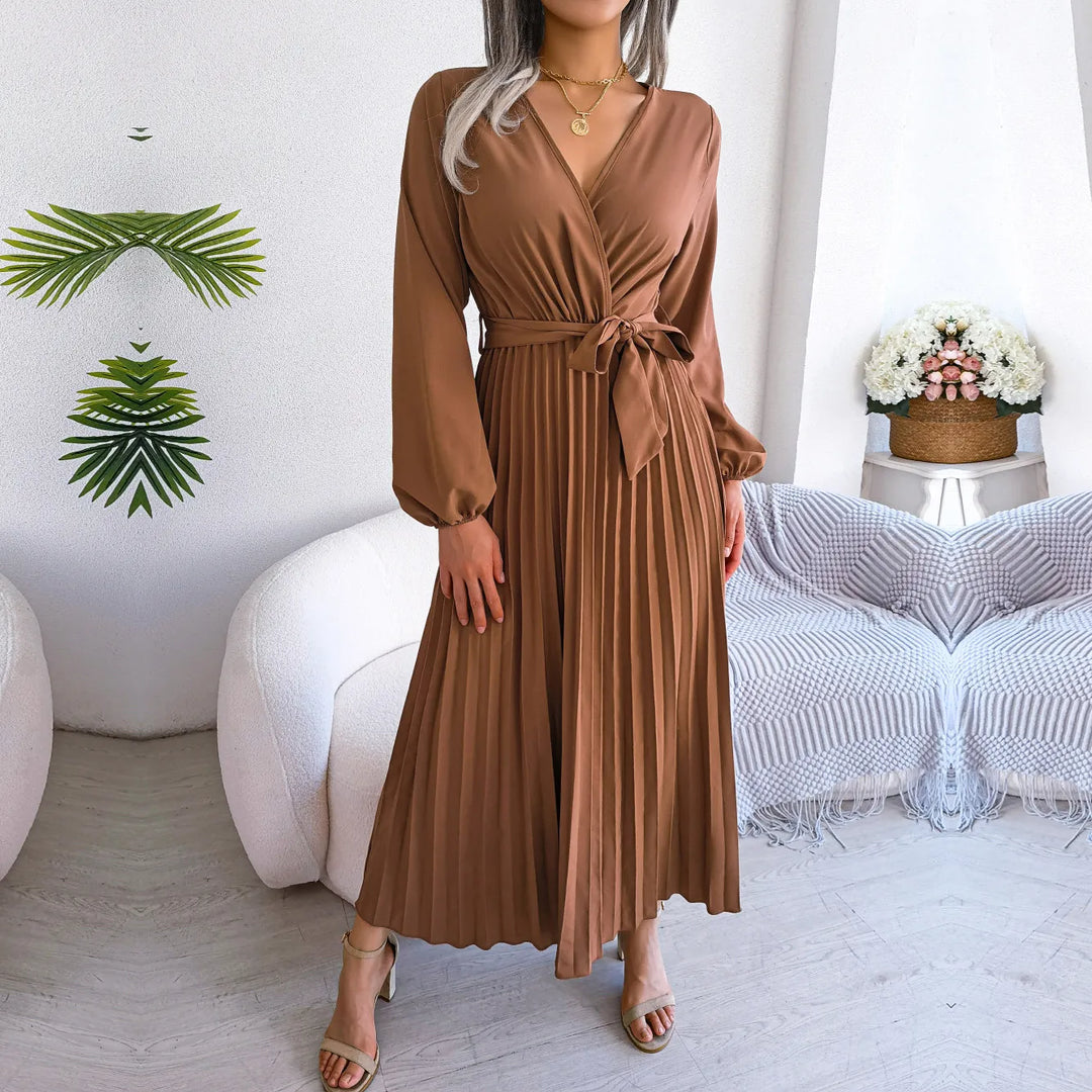 Nadine - Robe longue plissée à col en V pour femme