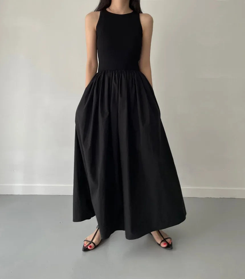 Robe longue élégante sans manches noire - Marie