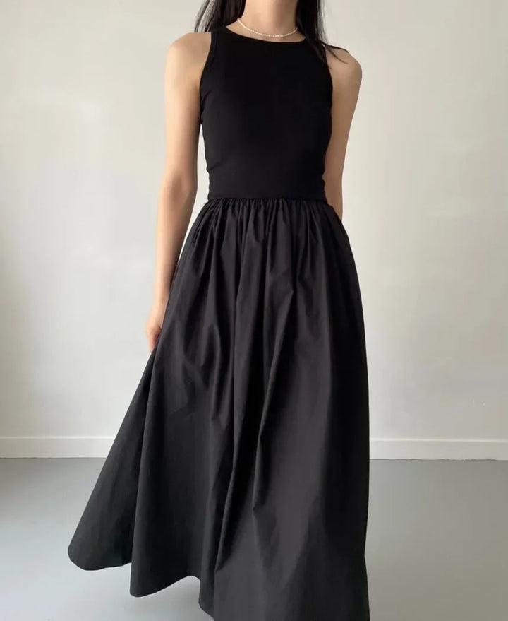 Robe longue élégante sans manches noire - Marie