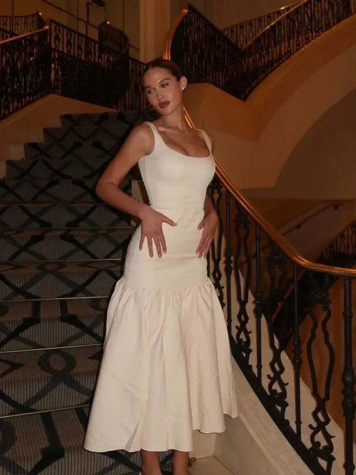 Ariana - Robe élégante avec plis et coupe ajustée