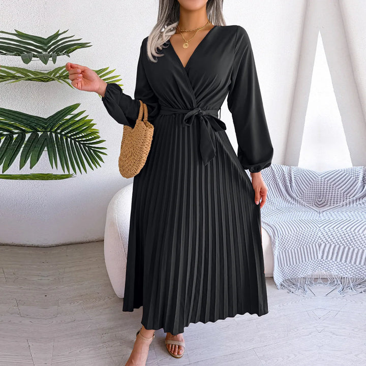 Nadine - Robe longue plissée à col en V pour femme