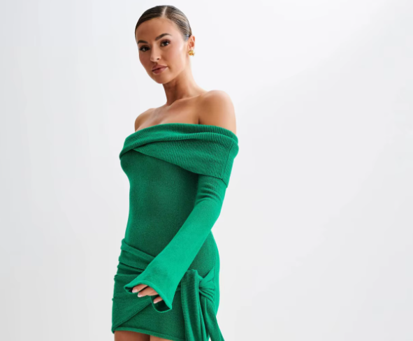 Zeya - Robe flatteuse en maille fine à épaules dénudées