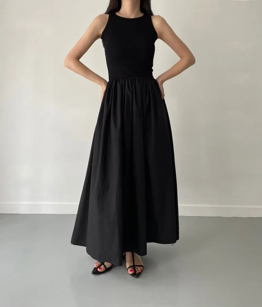 Robe longue élégante sans manches noire - Marie
