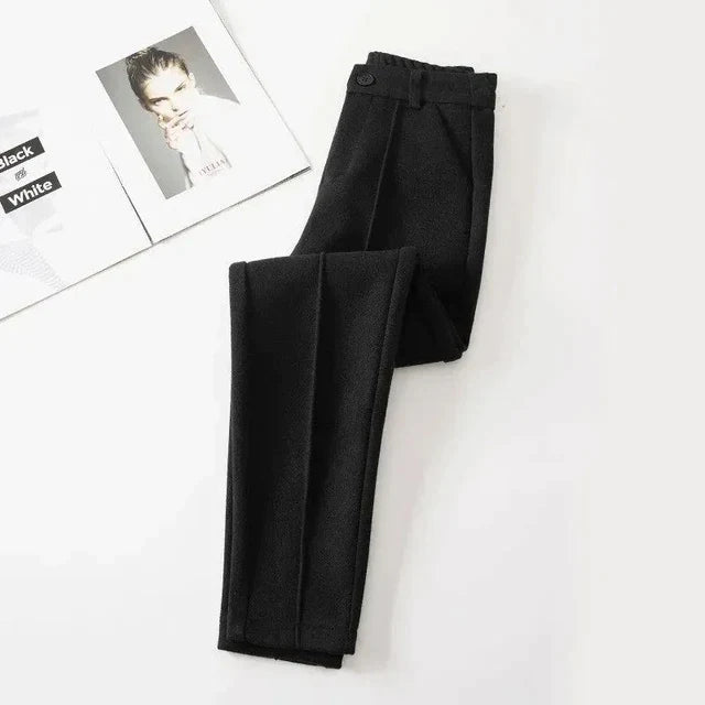 Pantalon en laine tendance pour la saison