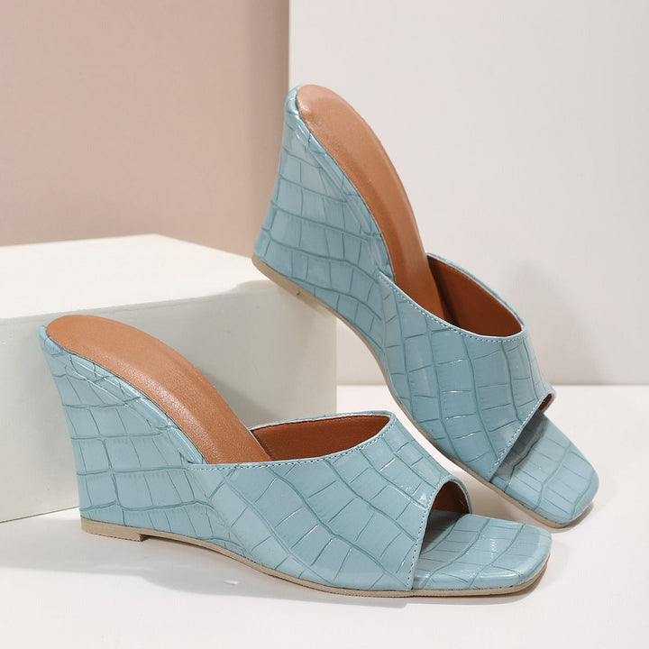 Sandales à talon compensé pour femmes avec texture crocodile ouverte - Noelia