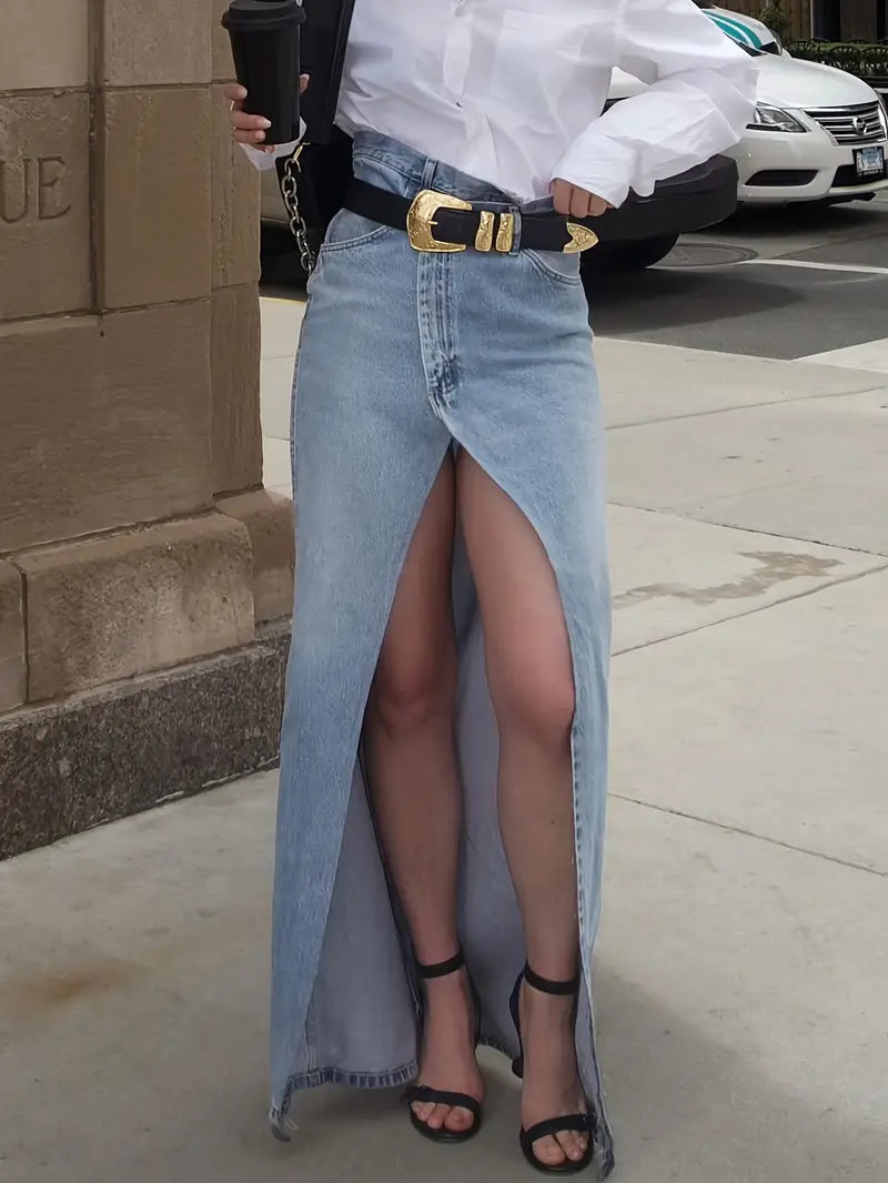 Jupe en jean à la mode pour les femmes, parfaite pour un look décontracté et branché