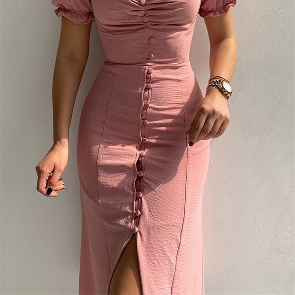 Robe midi pour femme avec boutons décoratifs dans un style romantique - Clara