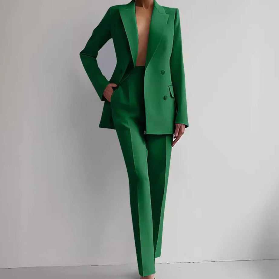 Tailleur sur mesure pour femmes, coupe élégante et ajustée - Adriana