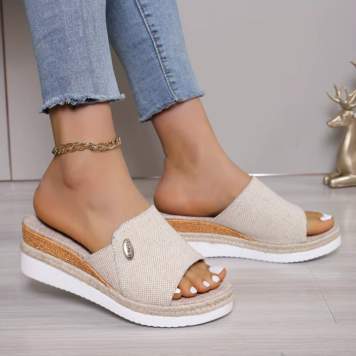 Sandales pour femmes en tissu naturel à plateforme ouverte - Martina