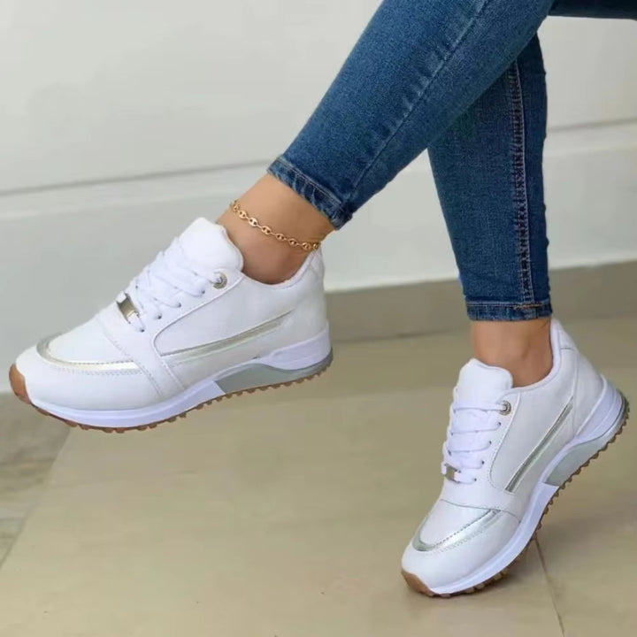 Baskets pour femmes avec détails métalliques dans un style décontracté - Julieta