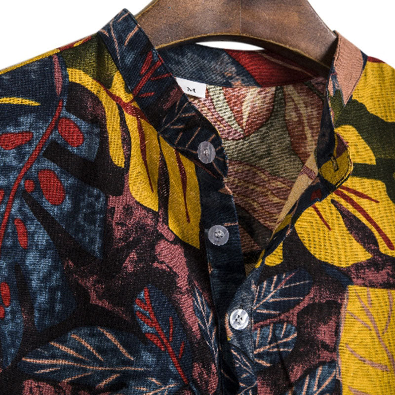 Chemise à manches courtes pour hommes avec imprimé tropical, poche et boutonnière