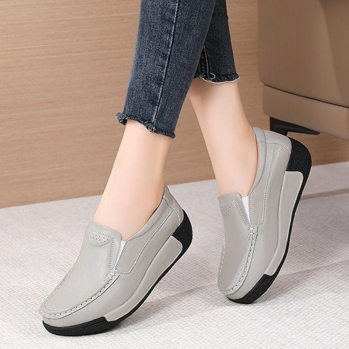 Mocassins pour femmes en cuir synthétique avec semelle antidérapante dans un style décontracté - Angela