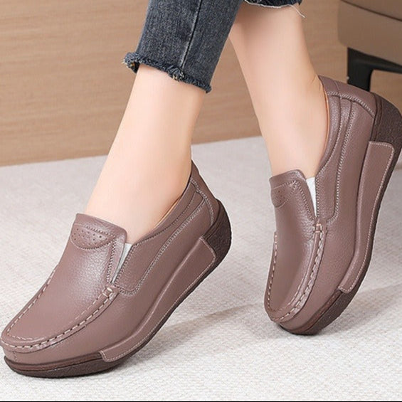 Mocassins pour femmes en cuir synthétique avec semelle antidérapante dans un style décontracté - Angela