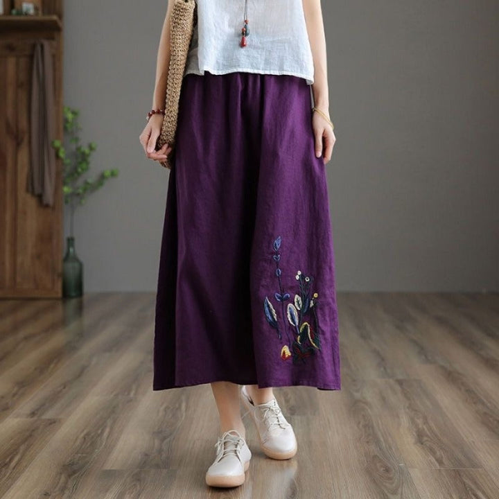 Jupe midi pour femme avec taille élastiquée et broderie florale faite à la main - Amandine