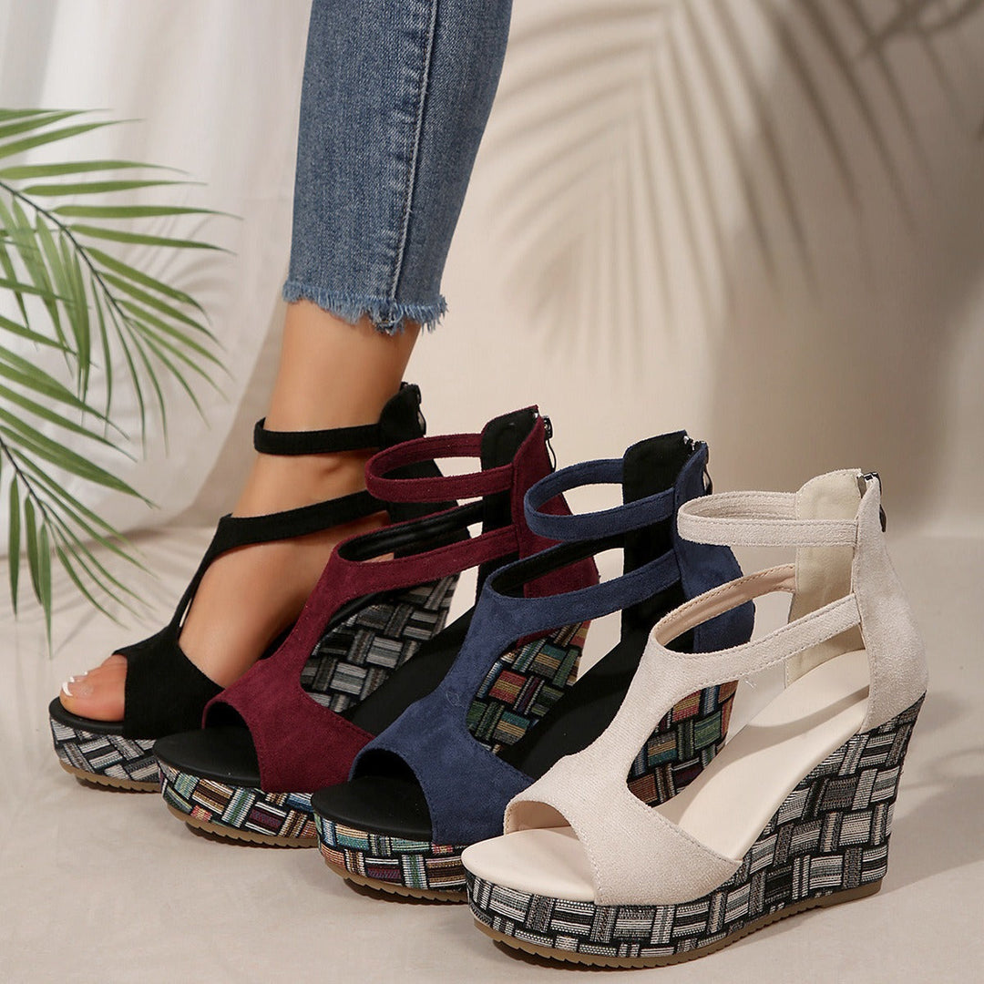 Sandales en daim pour femmes à haut talon compensé et au design enveloppant - Yseult