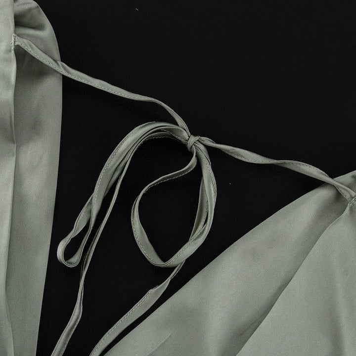 Robe femme en satin à manches évasées et encolure croisée - Margaux
